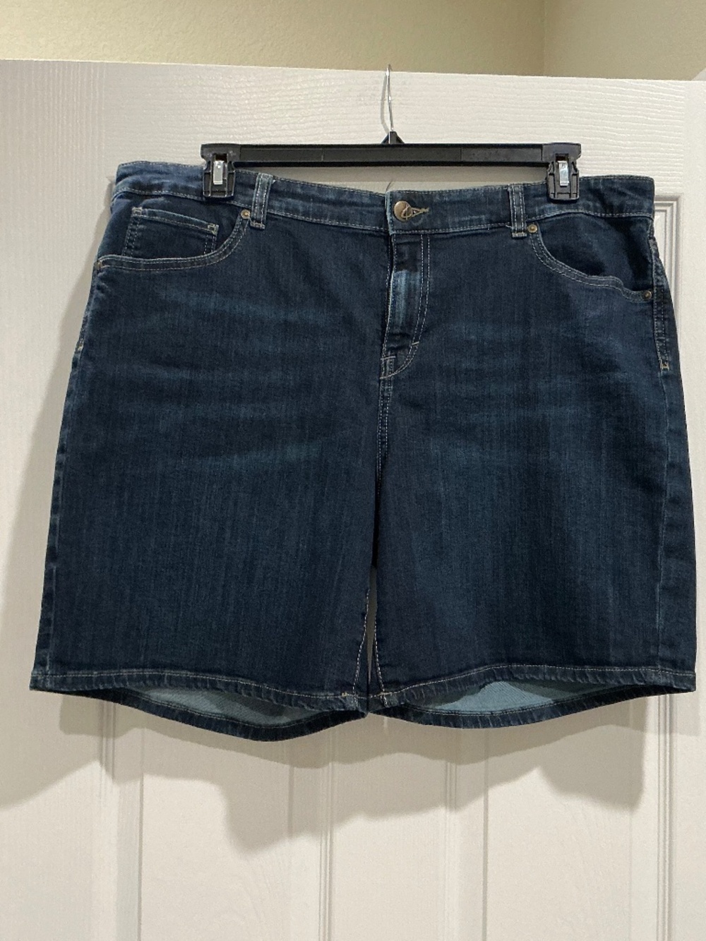 NWOT Style & Co Dark blue Denim Shorts 18W